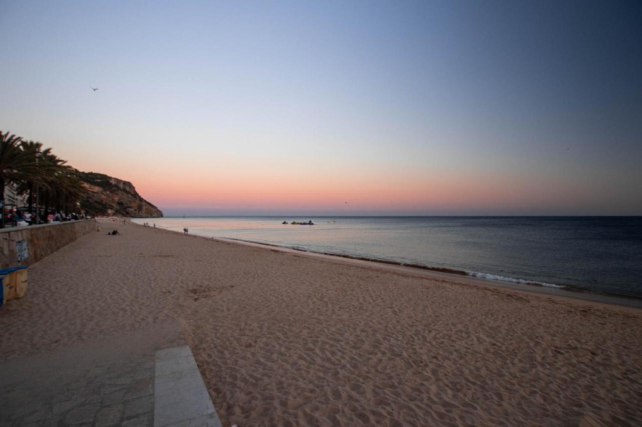 Lovely Sea View Apartment Sesimbra Exterior photo